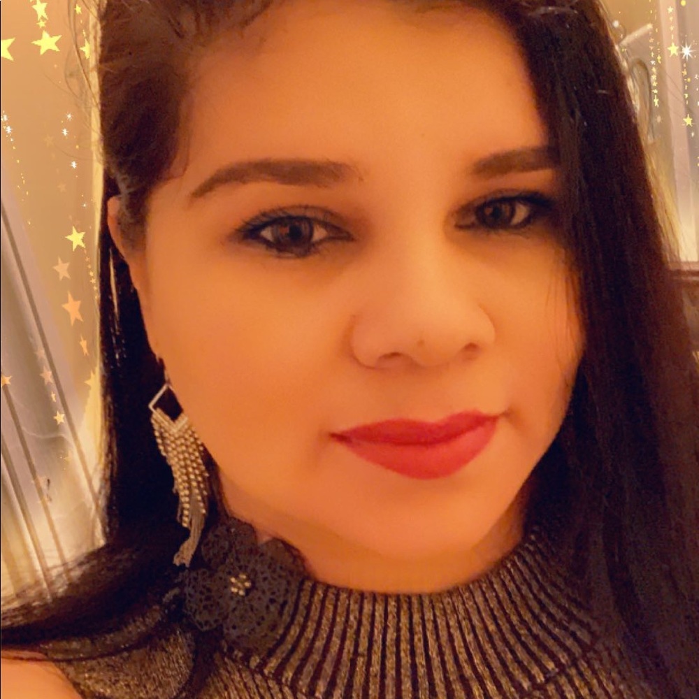 Meet your Posher, Marleny